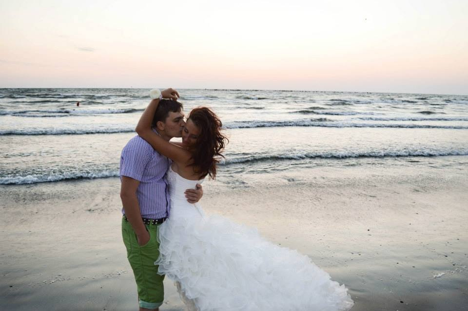 trash the dress, bride, seaside bride and sunrise