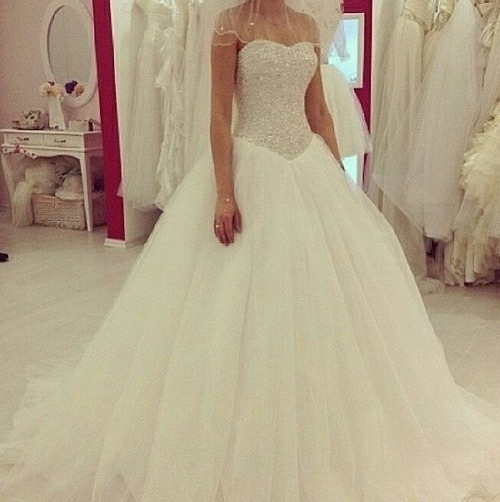 iwantit, dress and bride