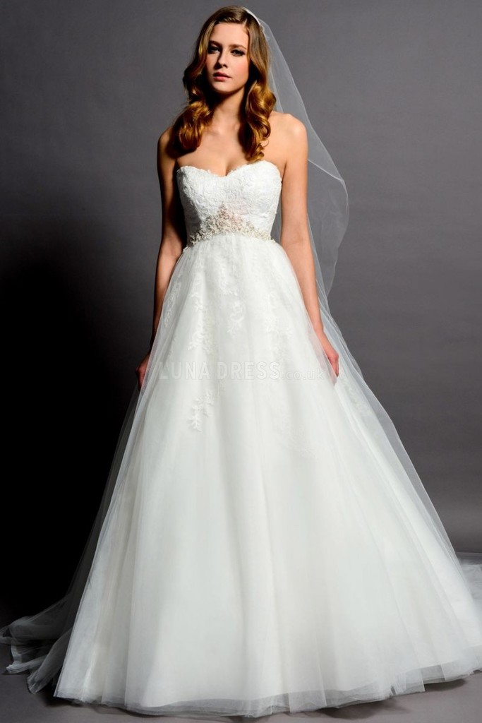 sleeveless wedding dress, bride gowns, sexy wedding dresses and formal wedding dresses