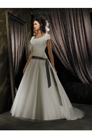 white, scoop and embroidery