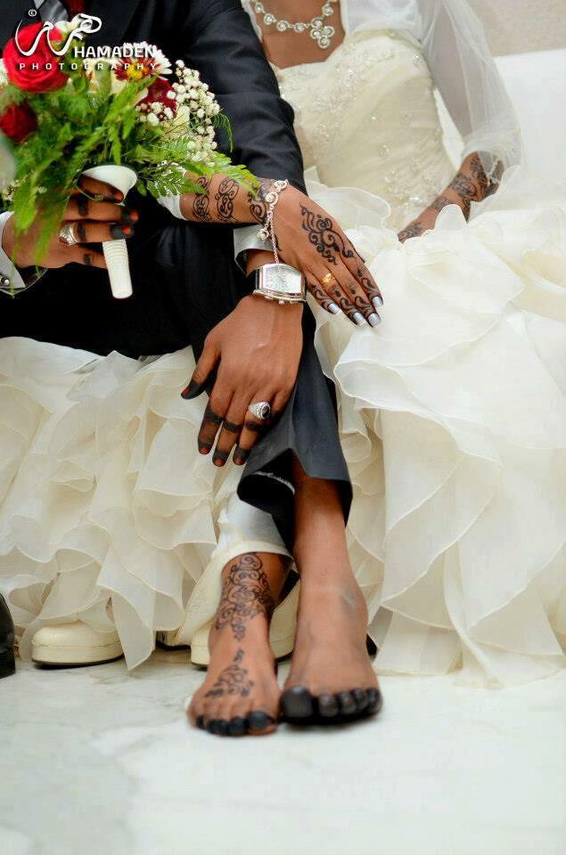 love, henna, tradition and bride