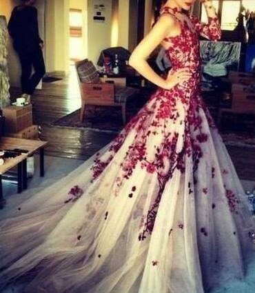 wedding gown, trendy and gorgeous