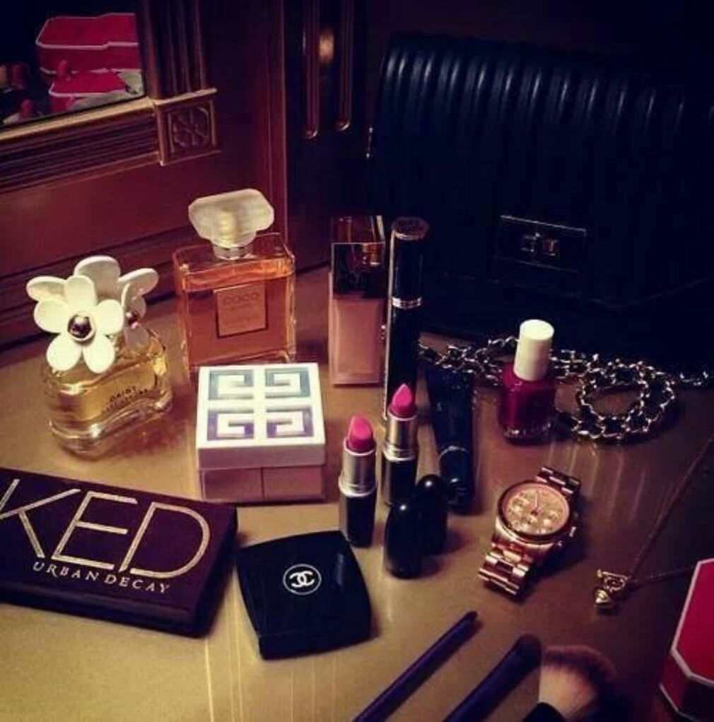 love, watch hand, lovely and lipstick