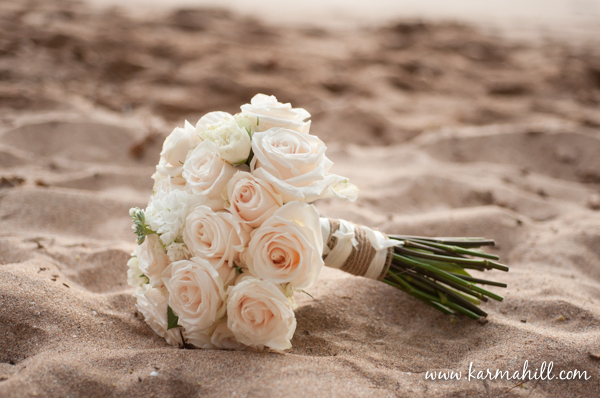 white wedding bouquet, bouquet and bouquets