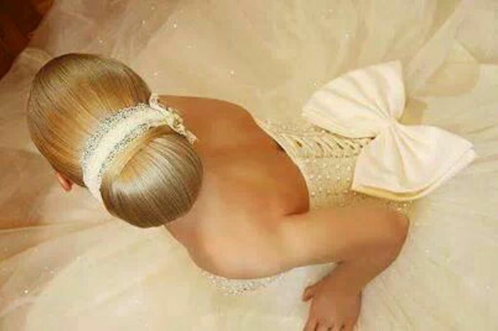 sexy, gold, glamourous and hair