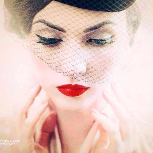 fascinator, beauty, netz and dress