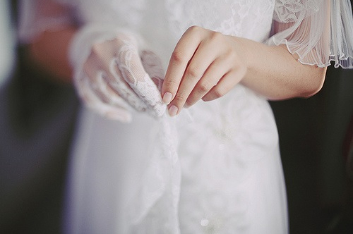 love o life, romantic & unforgetable and white