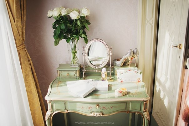 girly, table and anastasia volkova