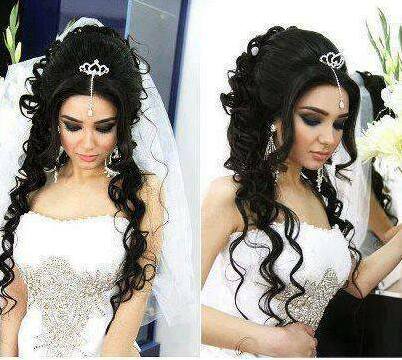 black hair, pretty and curled hair