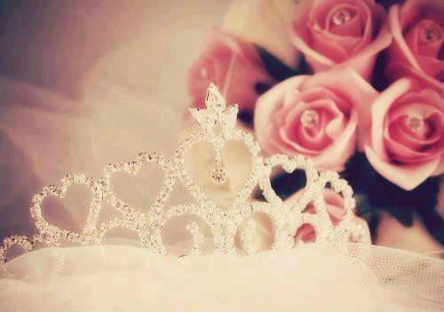 Dream, girl and couronne