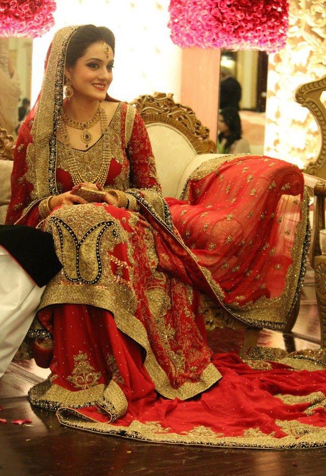 bridal makeup, pakistani dresses, wedding dresses 2014 and makeup