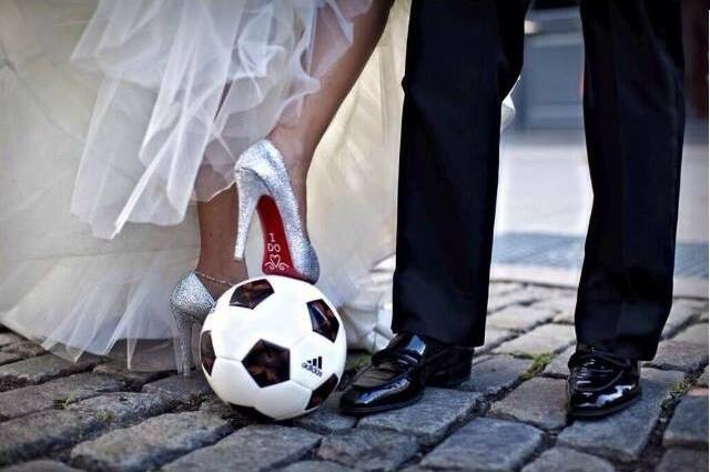 I DO, goal and heels