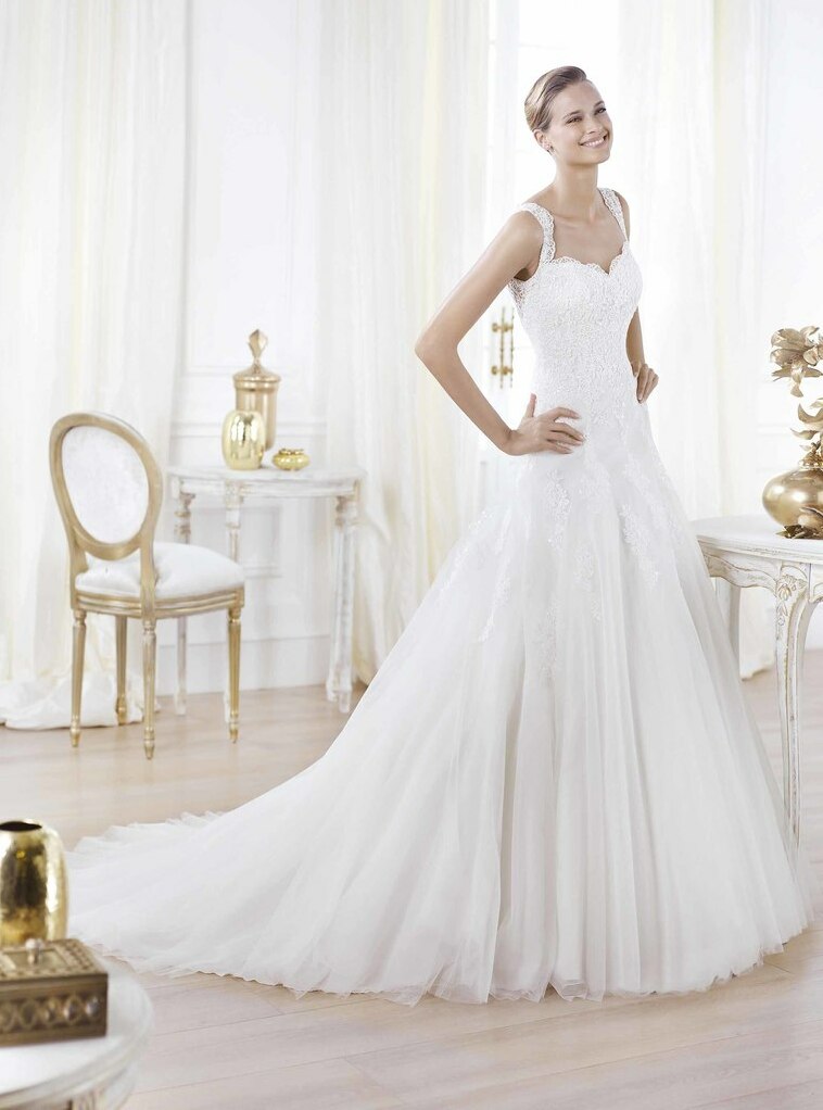 wedding dresses, esküvői szalon, Pronovias and wedding dress