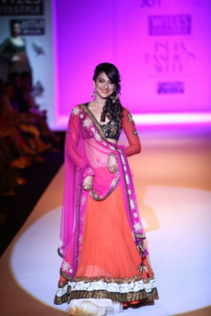 indian wedding dress, lehenga, bride and wedding dress