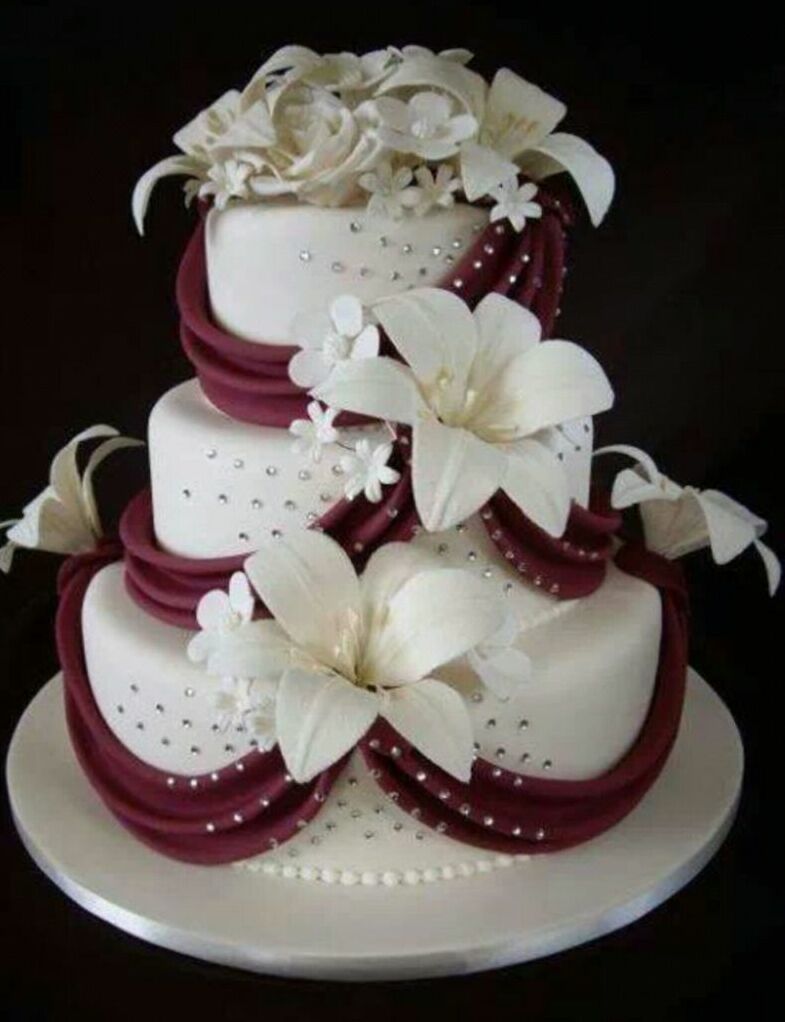 wedding cake, delicious and yummyy whipped cream cake