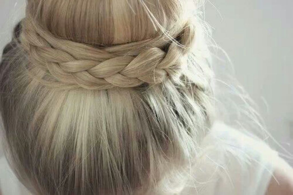 style, accessories, hairpost and hair style