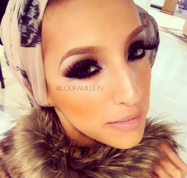 sexiest smokey eye, nude lips, love it and dark eyes