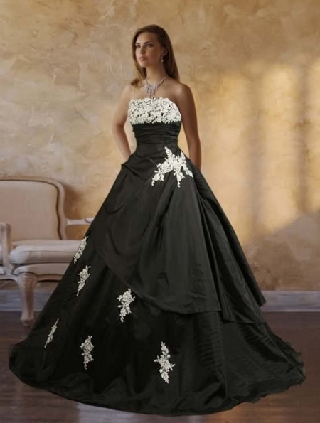alternative wedding dress, gothic wedding dress and black wedding dress