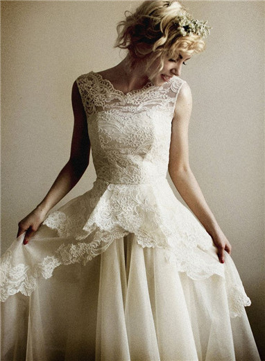 lace, romantic and bridal gowns