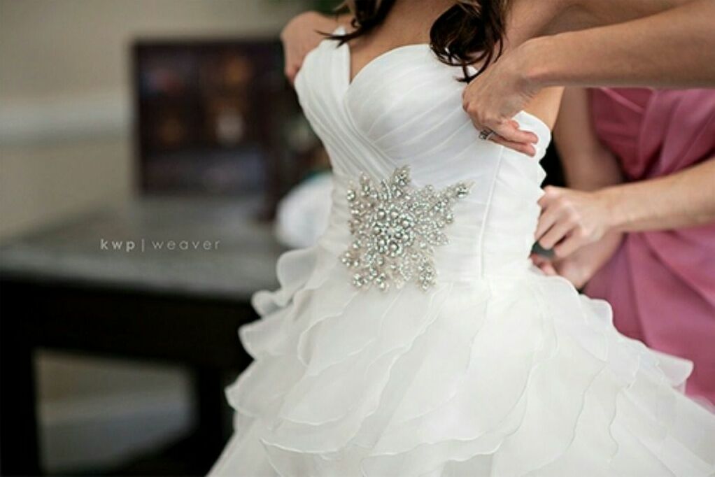 fiancee, marry, beautiful and style