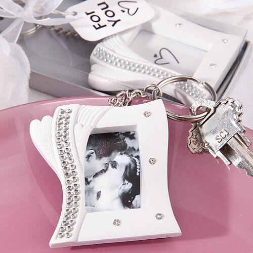 wedding favors and key chains