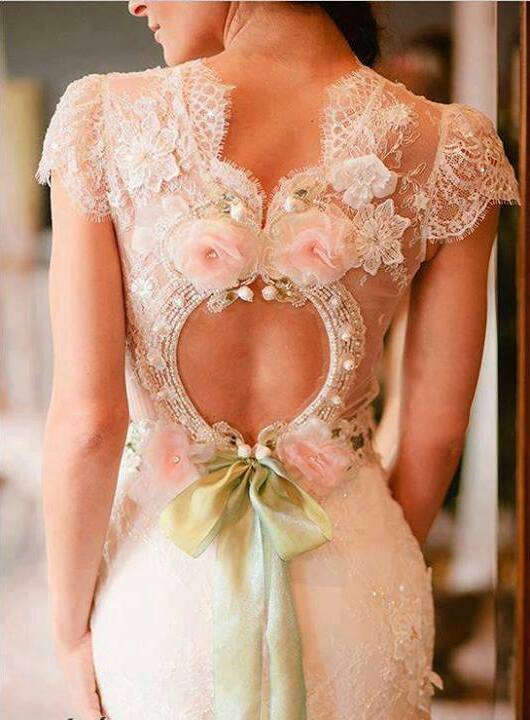bow, back, roses and fairytale