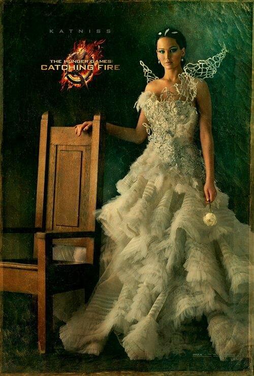 katniss, hunger games, catching fire and cast photos