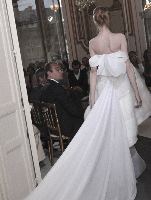 model, bow, gown and black and white