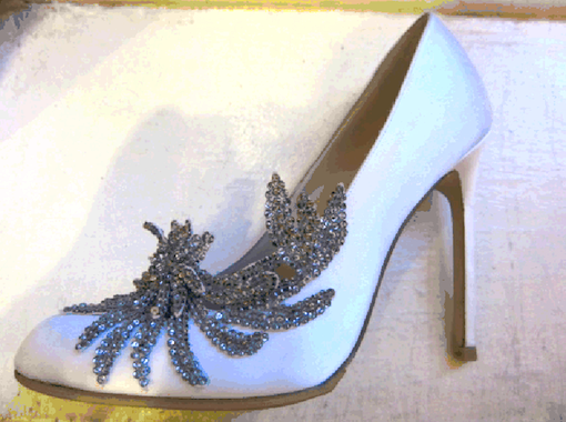 manolo blahnik and swan wedding shoe