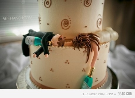 9gag and soulmate wedding cake