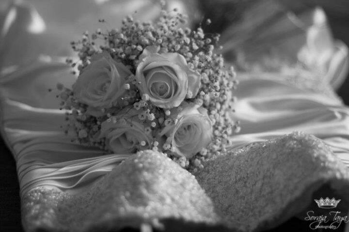 black and white, flowers, white and classy