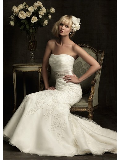 alena goretskaya, wedding dress and strapless wedding dress