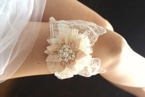 gorgeous, dainty and garter