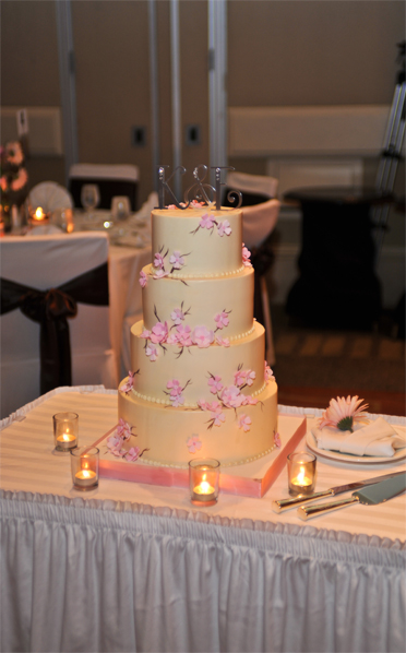 candles, wedding cake and weddings