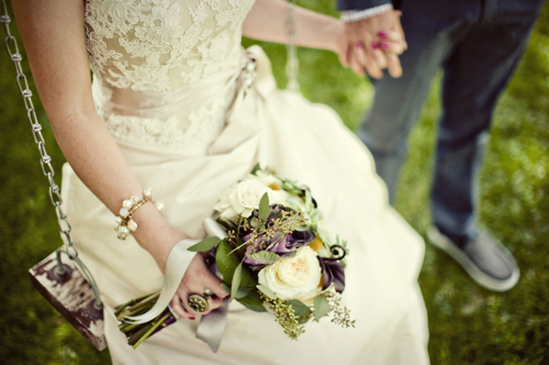 bouquet, weddingsdress and bride