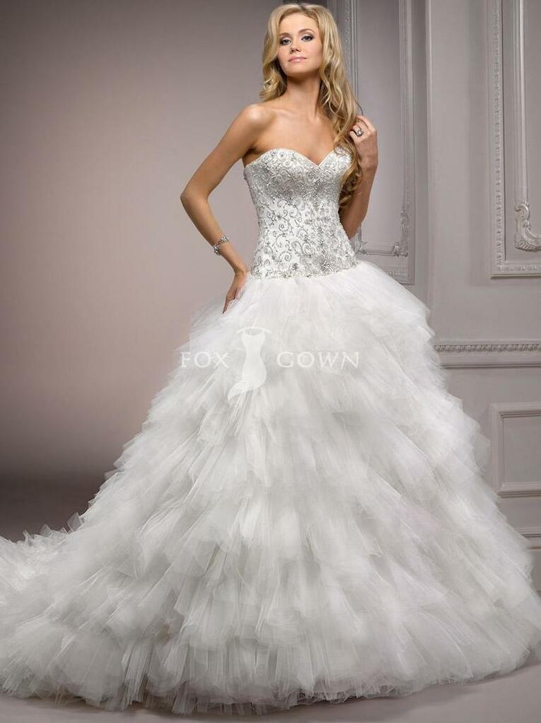 elegent, jewels, blonde and poofy