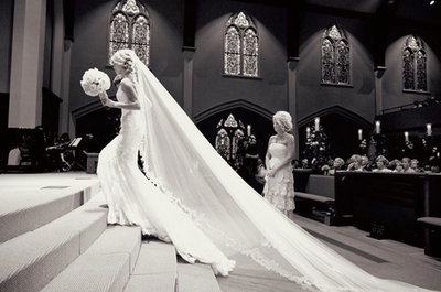 ff, bride and flowers