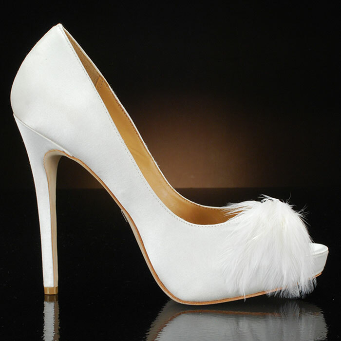 dress, whtie feather and shoes