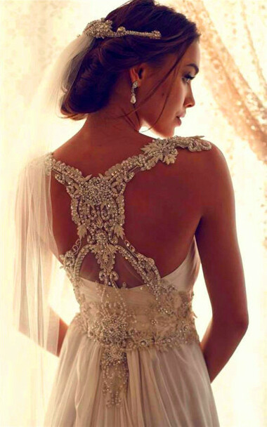 crystals, sleeveless and natural wasit