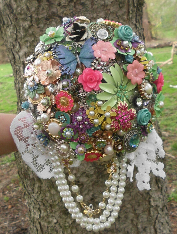 rhinestone, vintage, enamel flowers and brooch bouquet