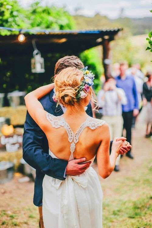 low back, embroidery, pretty sexy and lovely pretty