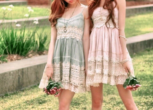 flowers, pink natural wasit and a-line