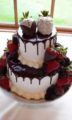 cute cake topper, wedding cake and yum