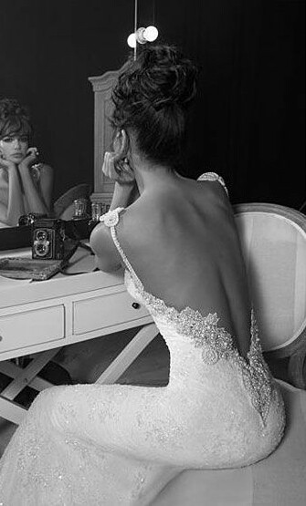 flowers, low back and natural waist