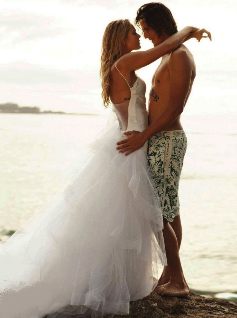 kiss, beech, couple and inspiration
