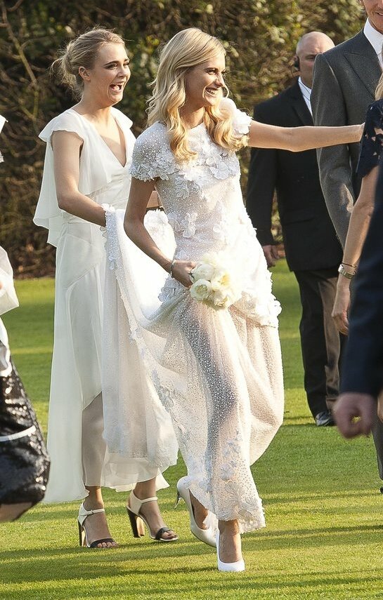 poppy delevingne, cara delevingne, sisters and chanel