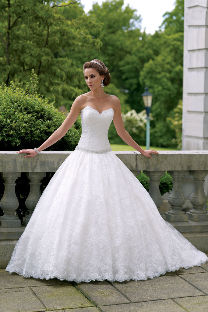 chapel train, lace up, ball gown and sweetheart