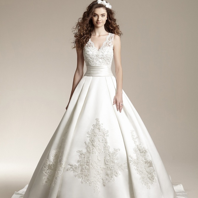 wedding dresses, disney inspired and dresses