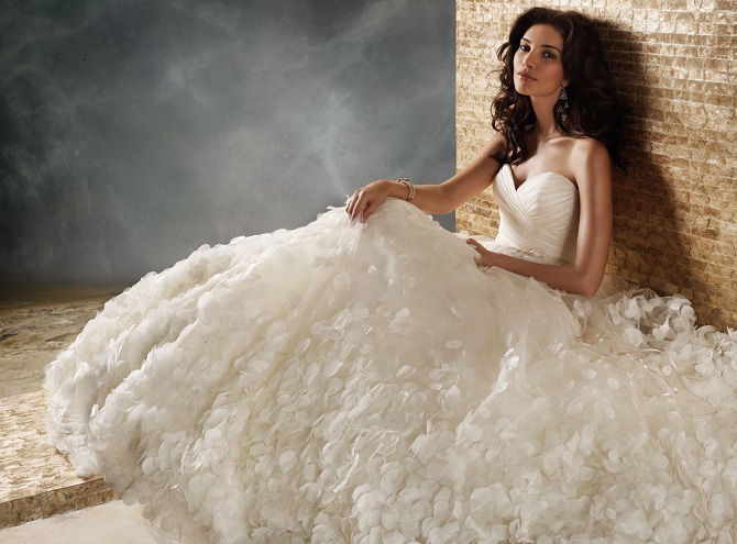wedding dresses, dresses and disney inspired