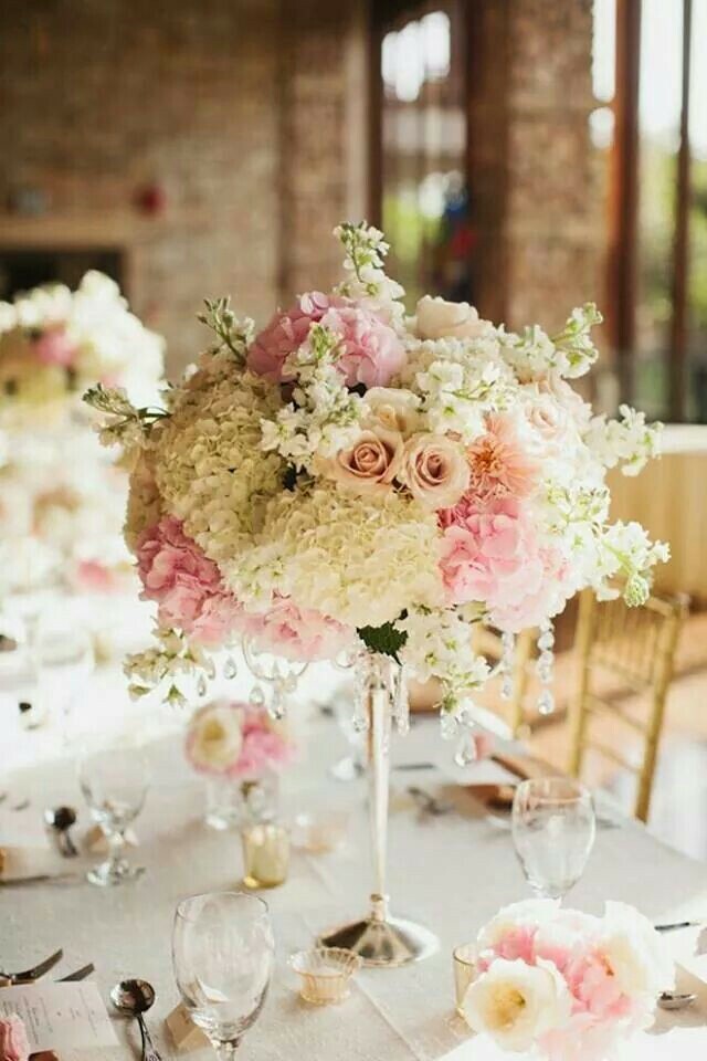 flowers, coctail party, beautiful and roses